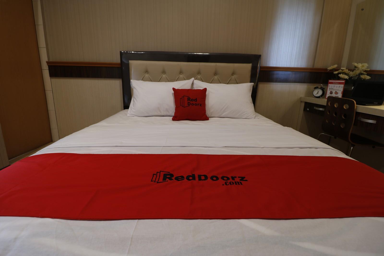 เรดดอร์ซ พลัสเนียร์ ยูนิเวอร์ซิตัส สุมาตรา อุตระ Hotel เมดาน ภายนอก รูปภาพ
