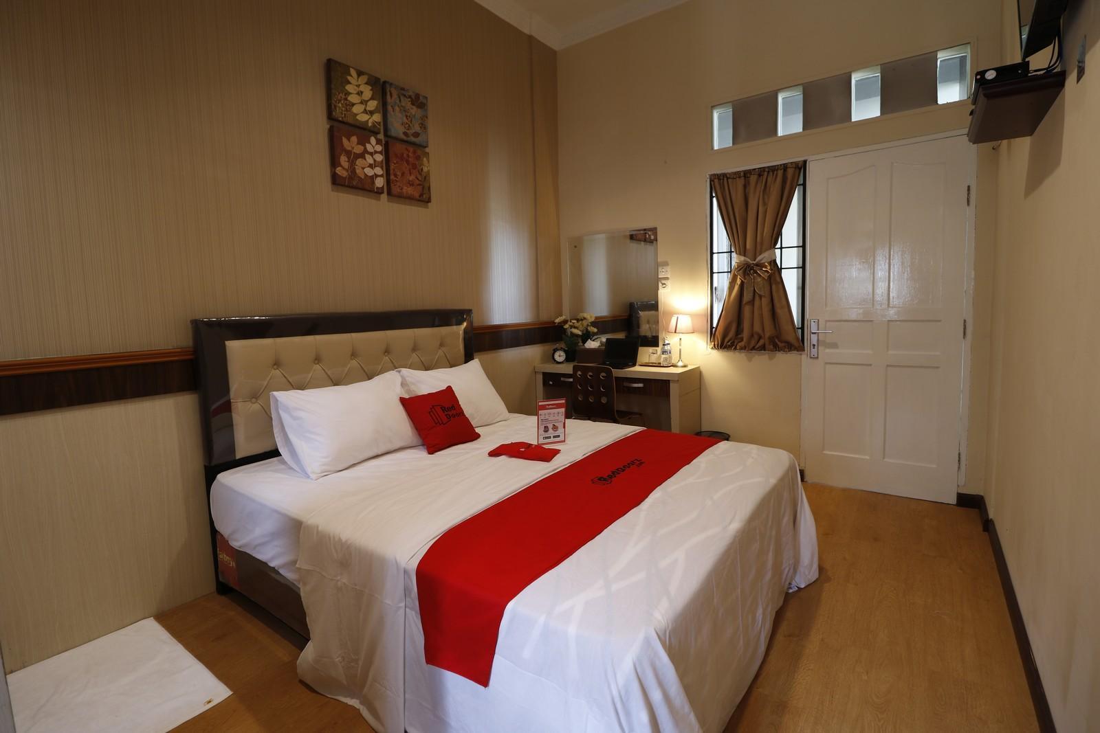 เรดดอร์ซ พลัสเนียร์ ยูนิเวอร์ซิตัส สุมาตรา อุตระ Hotel เมดาน ภายนอก รูปภาพ